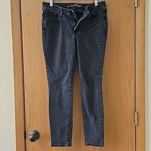 Black Jeans